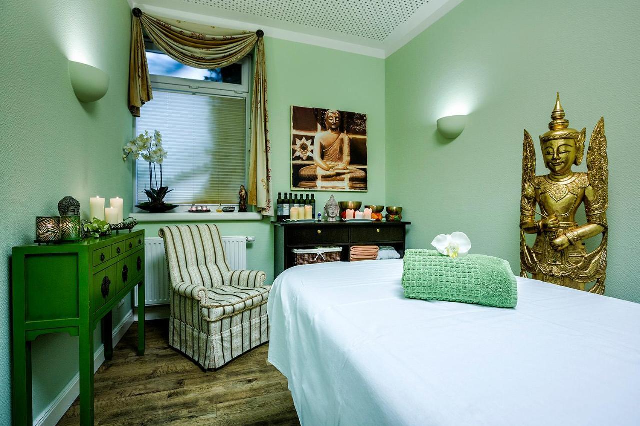 Hotel Neuwarft Altbau Dagebull Bagian luar foto