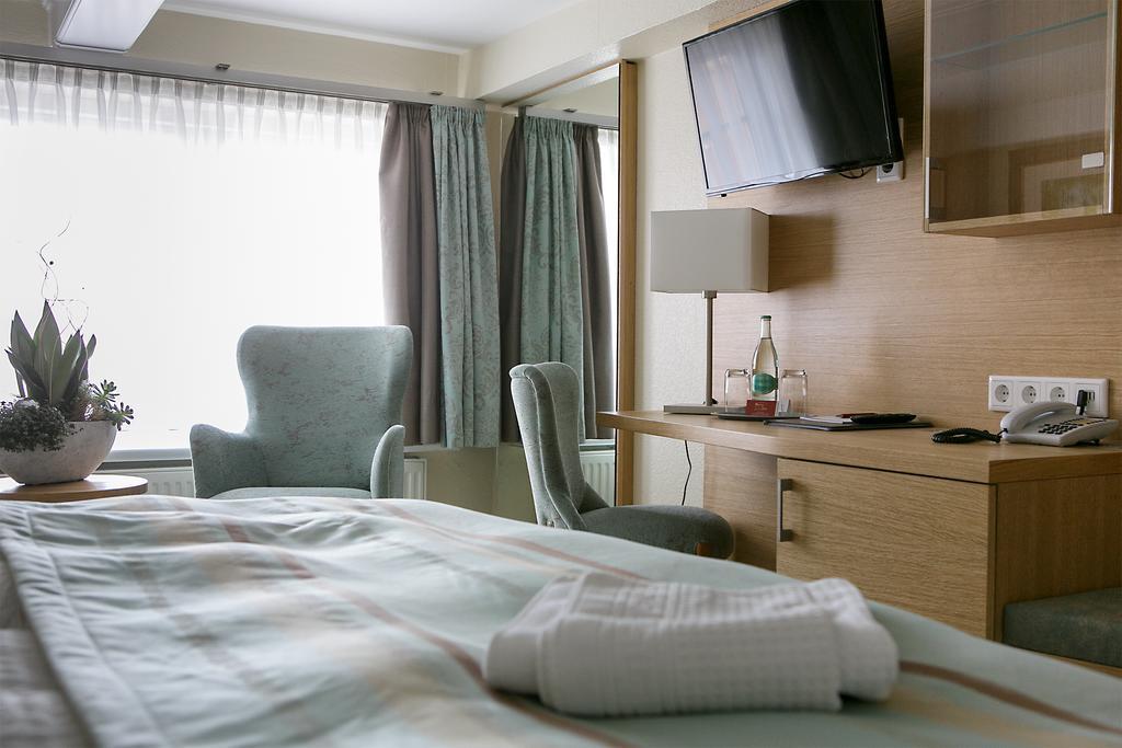 Hotel Neuwarft Altbau Dagebull Ruang foto