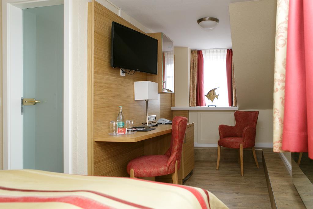 Hotel Neuwarft Altbau Dagebull Ruang foto