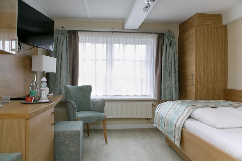 Hotel Neuwarft Altbau Dagebull Ruang foto